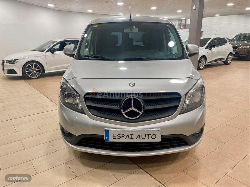 Mercedes Citan 111 CDI Tourer Prime Largo de 2015 con 180.000 Km por 10.990 EUR. en Lleida
