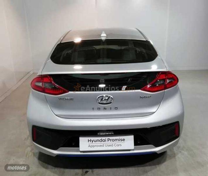 Hyundai Ioniq 1.6 GDI Tecno de 2017 con 48.674 Km por 17.600 EUR. en Madrid