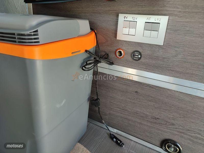 Mercedes Viano 3.0 CDI Ambiente Extralarga de 2006 con 182.000 Km por 15.900 EUR. en Sevilla