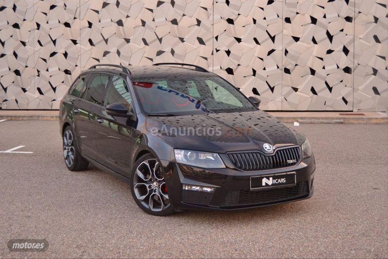 Skoda Octavia Combi 2.0 TDI CR 135KW 184cv DSG RS de 2016 con 74.000 Km por 22.900 EUR. en Pontevedra