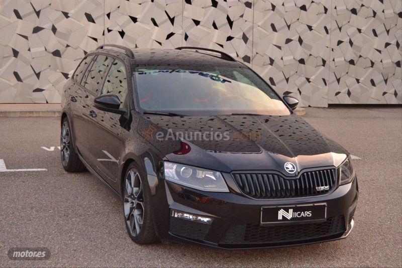 Skoda Octavia Combi 2.0 TDI CR 135KW 184cv DSG RS de 2016 con 74.000 Km por 22.900 EUR. en Pontevedra