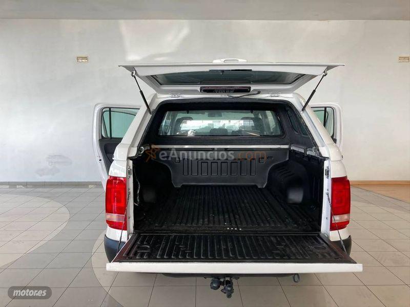 Volkswagen Amarok DC Trendline 2.0 TDI 140cv 4M Conectable de 2014 con 208.000 Km por 19.900 EUR. en Madrid