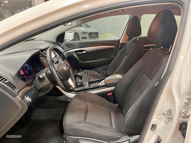 Hyundai i40 CW 1.7 CRDi GLS 136cv Bluedrive Tecno de 2012 con 140.000 Km por 9.990 EUR. en Lleida