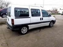 Citroen Jumpy JUMPY 1.9 D COMBI CONFORT 8PL. de 2004 con 209.000 Km por 3.990 EUR. en Badajoz