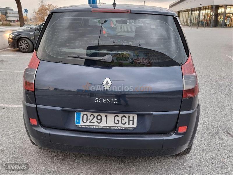 Renault Scenic Dynamique 1.5dCi105 EU4 eco2 de 2008 con 222.000 Km por 2.800 EUR. en Granada