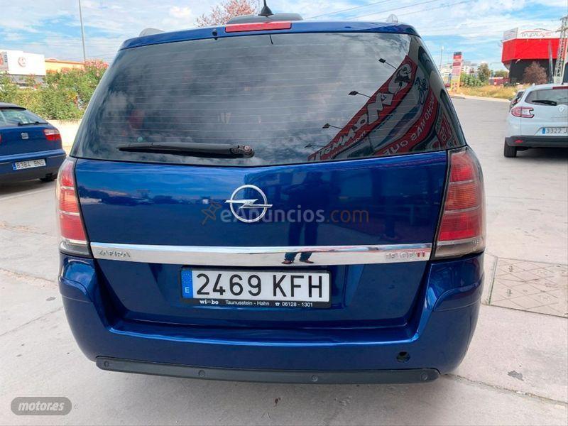 Opel Zafira Cosmo Deportivo 1.9 CDTi 16v de 2005 con 190.000 Km por 3.780 EUR. en Madrid