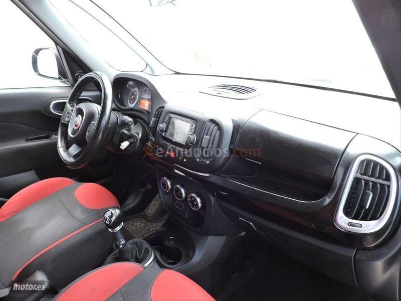 Fiat 500L 1.4 16v 95CV Lounge de 2015 con 114.212 Km por 9.800 EUR. en La Rioja