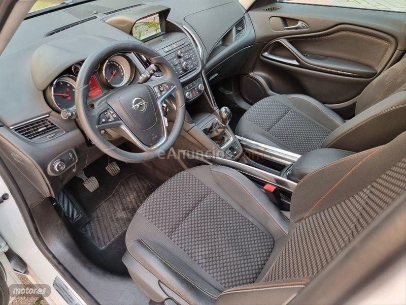 Opel Zafira 1.6 CDTi SS 136 CV Excellence de 2016 con 140.000 Km por 11.999 EUR. en Madrid