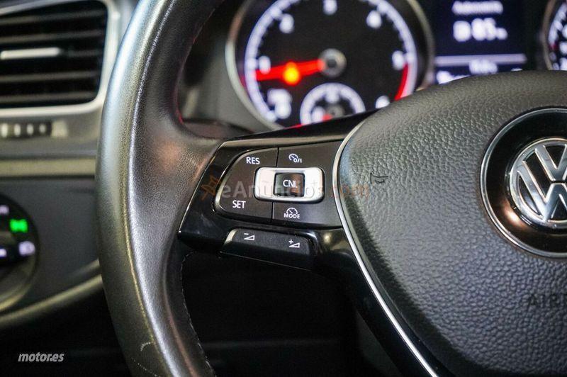 Volkswagen Golf Advance 1.6 TDI 85kW 115CV DSG Variant de 2018 con 125.484 Km por 13.990 EUR. en Pontevedra