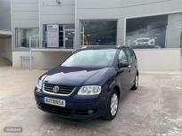 Volkswagen Touran 1.9 TDI Edition de 2005 con 204.000 Km por 4.800 EUR. en Segovia