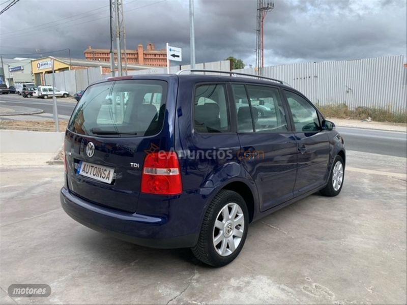 Volkswagen Touran 1.9 TDI Edition de 2005 con 204.000 Km por 4.800 EUR. en Segovia