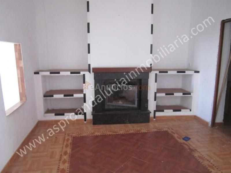 CASA ADOSADA DE UNA PLANTA