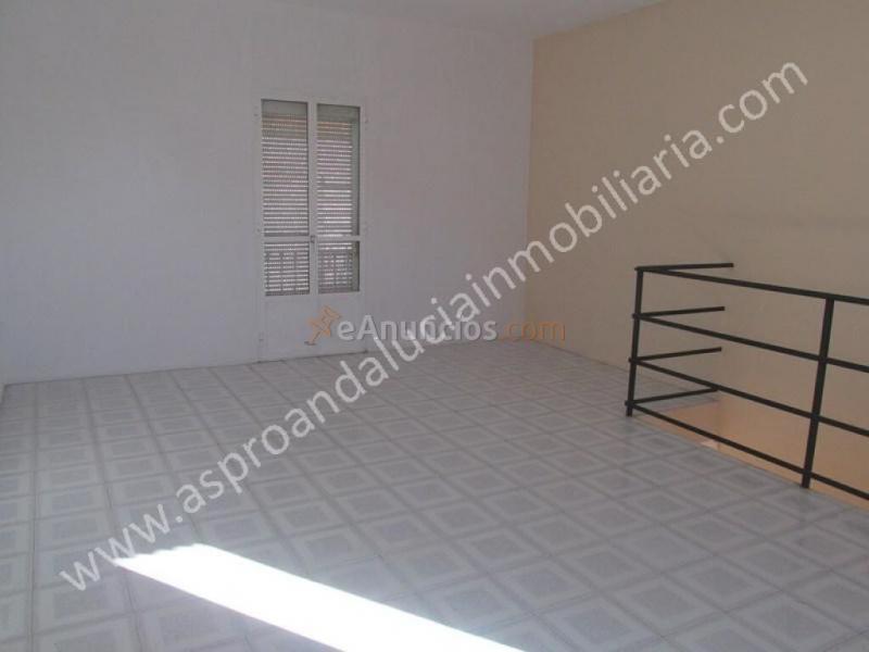 LOCAL CENTRICO DE DOS PLANTAS PRECIO REBAJADO