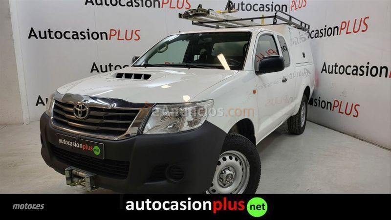 Toyota Hilux 2.5 D4D Cabina Extra GX de 2014 con 179.000 Km por 15.990 EUR. en Cantabria