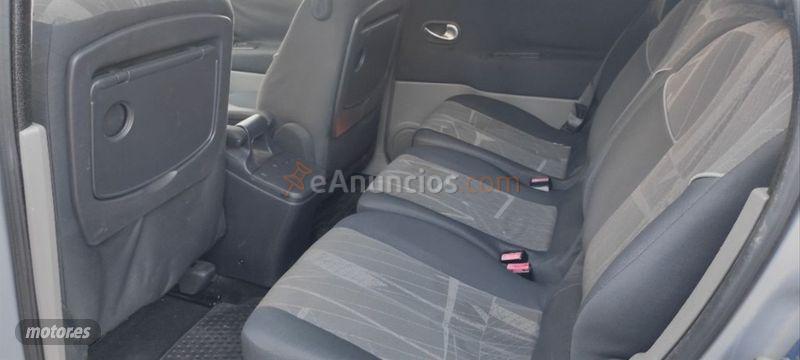 Renault Scenic CONFORT DYNAMIQUE 1.9DCI de 2005 con 203.400 Km por 2.490 EUR. en Alicante