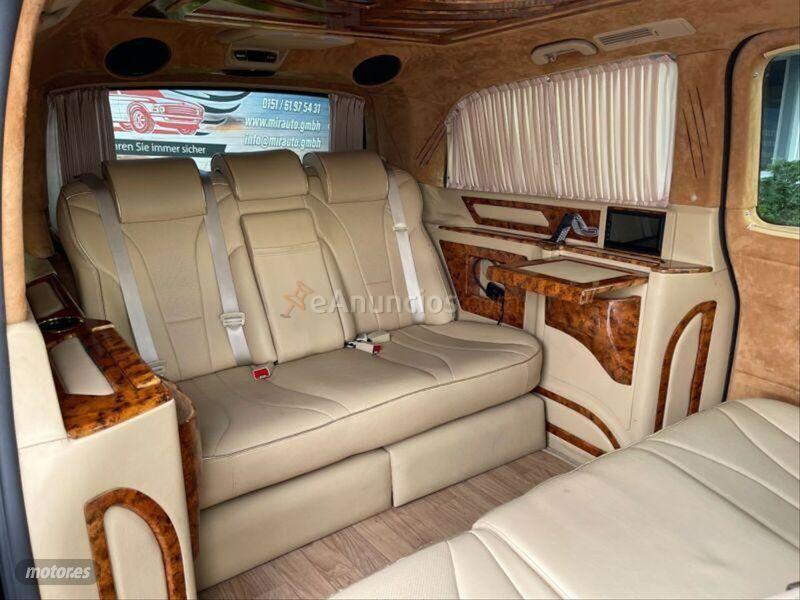 Mercedes Clase V 250 d Avantgarde Largo de 2019 con 51.000 Km por 85.000 EUR. en Madrid