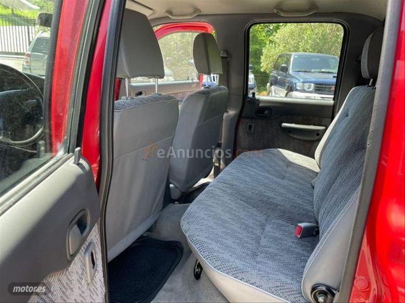 Ford Ranger 2.5 TDI XLT AA de 2000 con 173.000 Km por 7.500 EUR. en Navarra