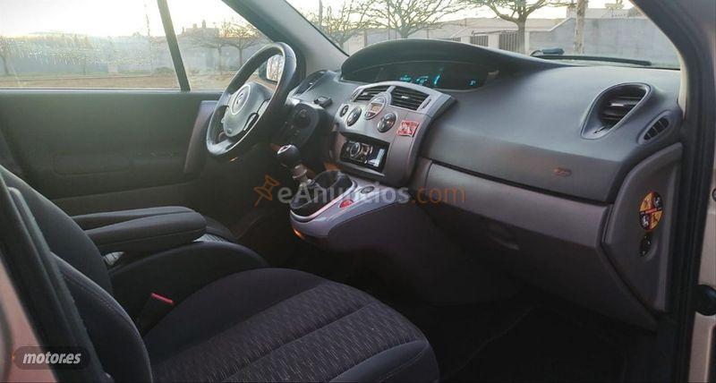 Renault Grand Scenic Dynamique 7 plazas 1.9dCi EU4 de 2008 con 220.000 Km por 3.850 EUR. en Toledo