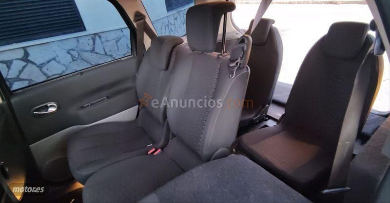 Renault Grand Scenic Dynamique 7 plazas 1.9dCi EU4 de 2008 con 220.000 Km por 3.850 EUR. en Toledo