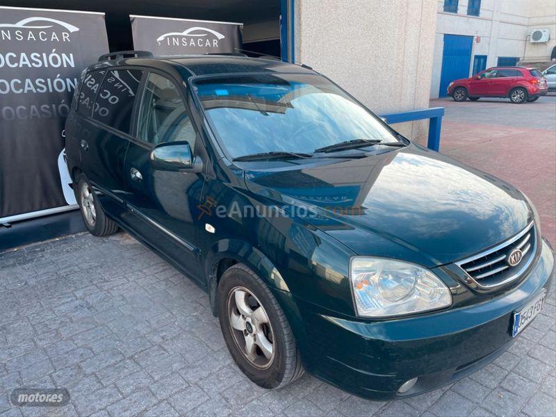 Kia Carens 2.0 CRDi LX de 2006 con 170.000 Km por 2.490 EUR. en Madrid