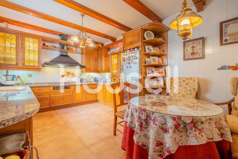 Casa en venta de 335 m en Calle José María Izquierdo, 41008 Sevilla