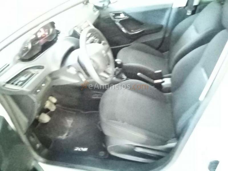 Peugeot 208  1.6 BlueHDi 55KW (75CV) -