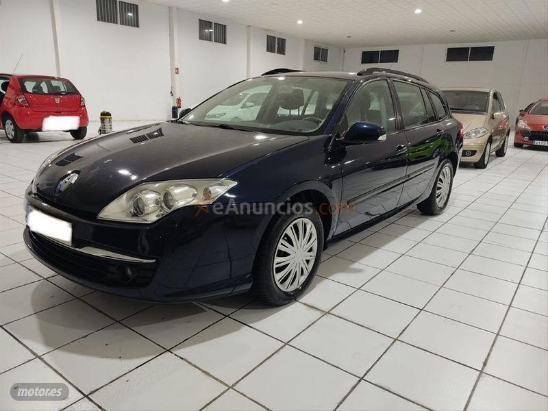 Renault Laguna G.Tour Dynamique TomTom dCi 110 FAP eco2 de 2010 con 399.000 Km por 2.000 EUR. en Badajoz