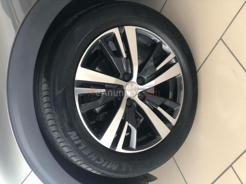 Peugeot 3008  1.5L BlueHDi 96kW (130CV) S&S GT Line