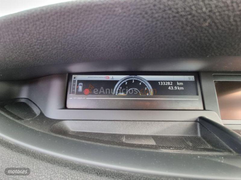 Renault Scenic Dynamique 1.5dCi 105cv eco2 de 2009 con 133.000 Km por 7.600 EUR. en Pontevedra