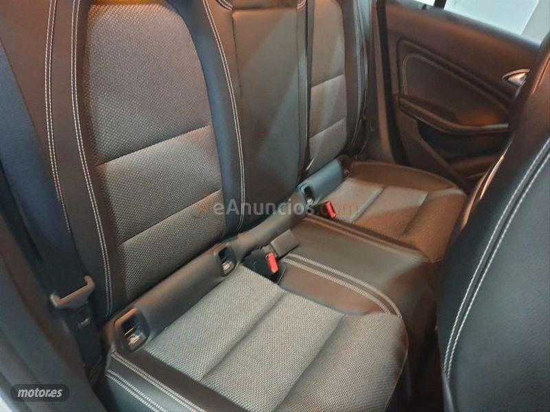 Mercedes Clase CLA CLA 200 d Shooting Brake de 2017 con 130.000 Km por 21.999 EUR. en Sevilla