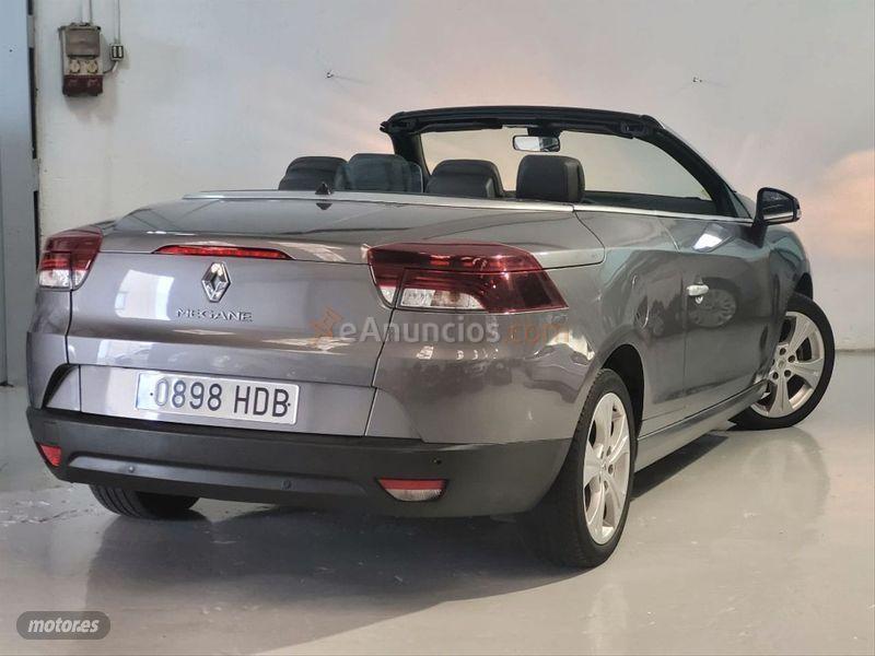 Renault Megane CoupeCabrio Dynamique dCi 110cv FAP de 2011 con 96.000 Km por 8.900 EUR. en Barcelona