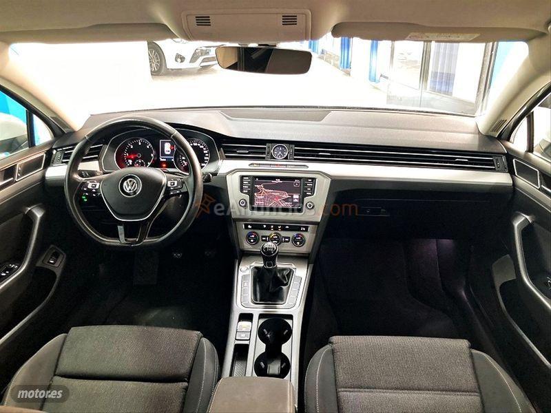 Volkswagen Passat Variant Advance 1.6 TDI 120CV BMT de 2016 con 152.000 Km por 14.200 EUR. en Murcia