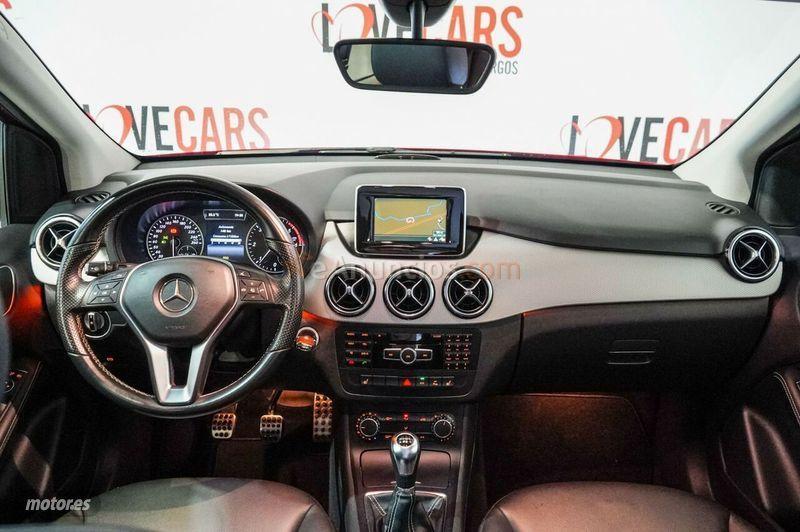 Mercedes Clase B B 180 CDI Sport AMG de 2015 con 146.890 Km por 13.700 EUR. en Pontevedra