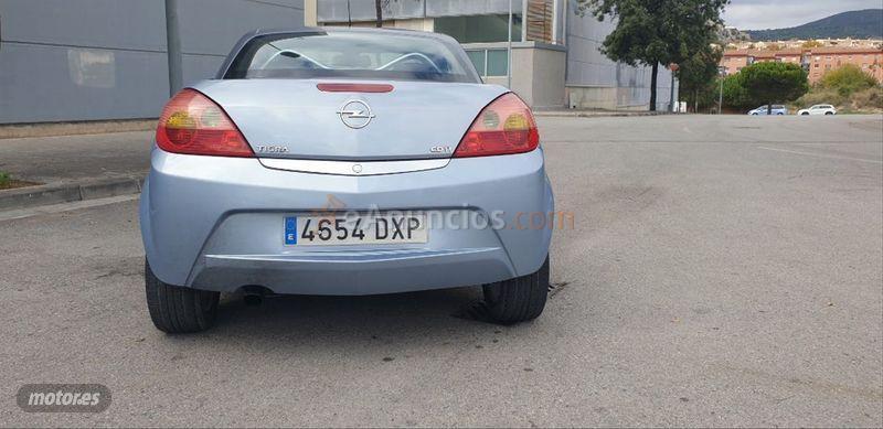 Opel Tigra Sport 1.3 CDTi de 2006 con 149.000 Km por 2.500 EUR. en Barcelona