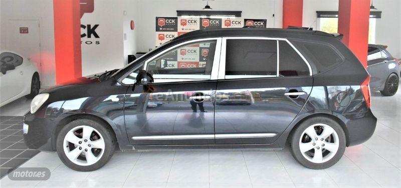 Kia Carens 2.0 CRDI VGT 140cv Emotion 7 plazas de 2007 con 211.000 Km por 6.900 EUR. en Pontevedra