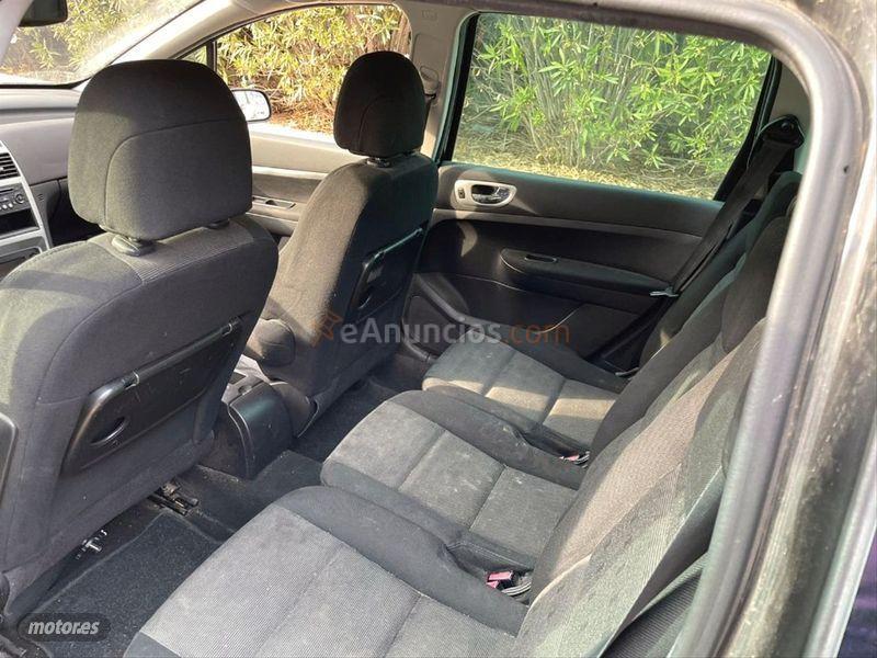 Peugeot 307 SW 1.6 HDi de 2005 con 281.000 Km por 2.300 EUR. en Baleares