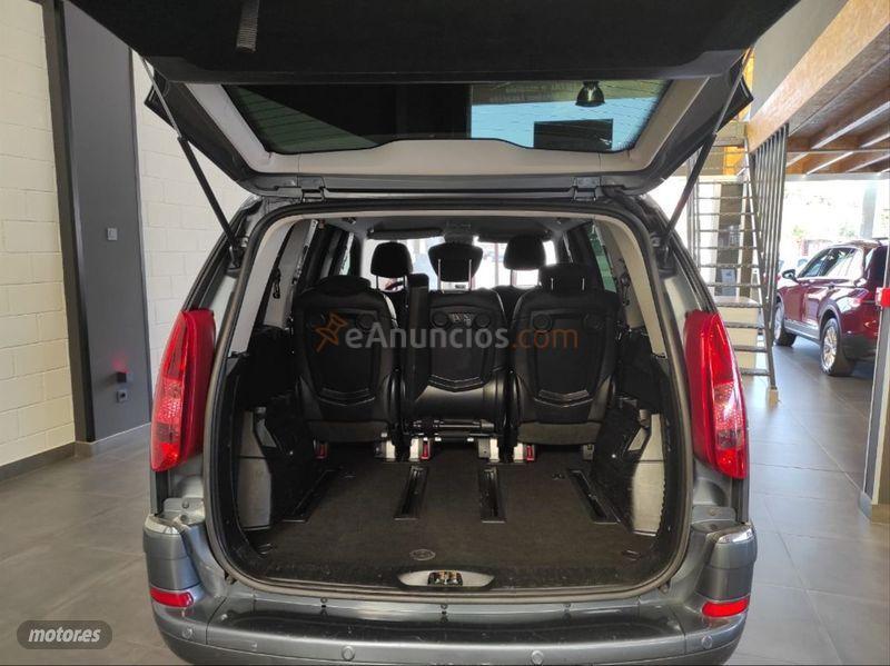 Peugeot 807 Style 2.0 HDI 136 FAP de 2014 con 307.000 Km por 6.990 EUR. en Asturias