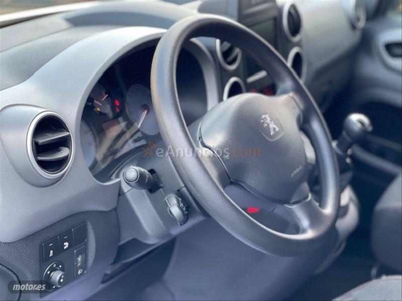 Peugeot Partner TEPEE Active 1.6 BlueHDi 100 de 2016 con 79.613 Km por 13.057 EUR. en La Coruna