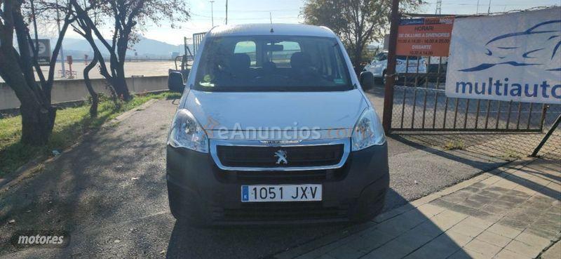 Peugeot Partner TEPEE Access 1.6 BlueHDi 75 de 2016 con 175.000 Km por 8.980 EUR. en Barcelona