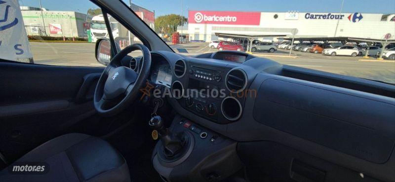 Peugeot Partner TEPEE Access 1.6 BlueHDi 75 de 2016 con 175.000 Km por 8.980 EUR. en Barcelona