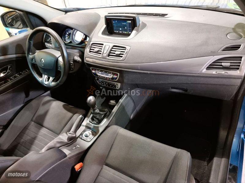 Renault Megane Sp. Tou. Limited Energy TCe 115 SS E6 de 2015 con 202.869 Km por 8.500 EUR. en Madrid