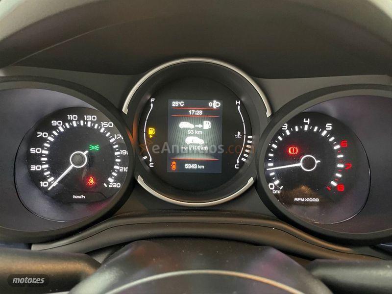 Fiat 500L 1.4 16v 70kW 95CV Lounge de 2019 con 5.343 Km por 16.900 EUR. en Sevilla