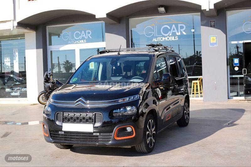 Citroen Berlingo Talla M PureTech 110 SS SHINE de 2019 con 20.000 Km por 23.500 EUR. en Barcelona