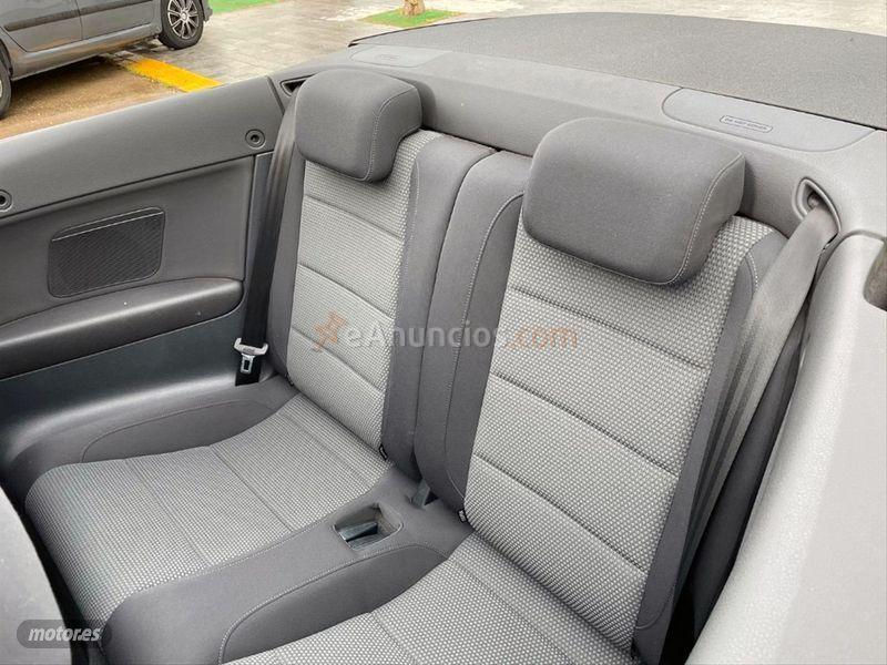 Volkswagen Golf Cabrio 2.0 TDI 140cv DSG BlueMotion Tech de 2012 con 91.000 Km por 12.900 EUR. en Sevilla