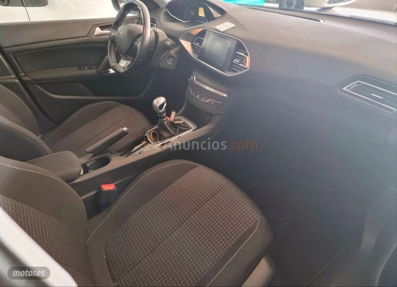 Peugeot 308 SW Business Line BlueHDi 130 SS 6vel MA de 2019 con 83.949 Km por 11.800 EUR. en La Coruna