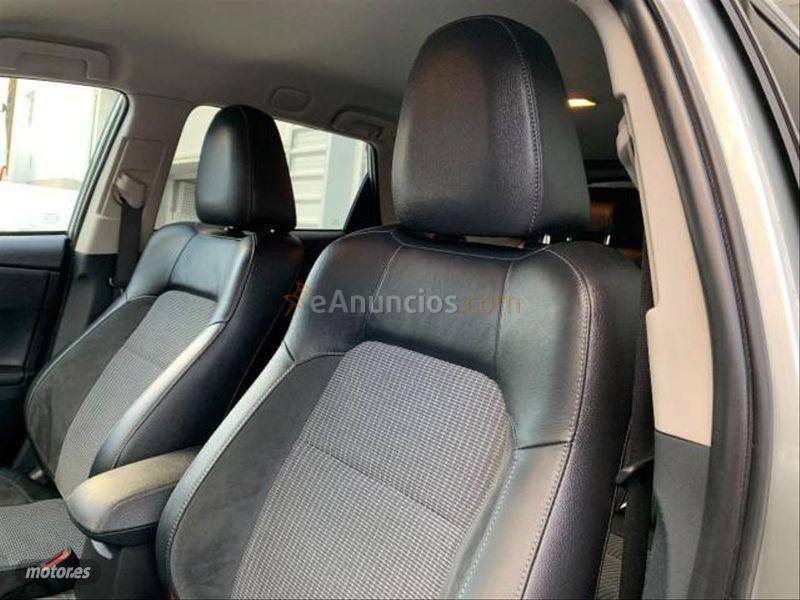 Toyota Auris 1.2 120T Feel Touring Sports de 2017 con 80.000 Km por 16.495 EUR. en Las Palmas