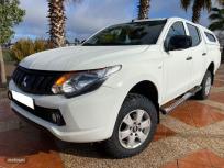 Mitsubishi L 200 DC 250 DID Motion de 2016 con 119.000 Km por 20.900 EUR. en Badajoz