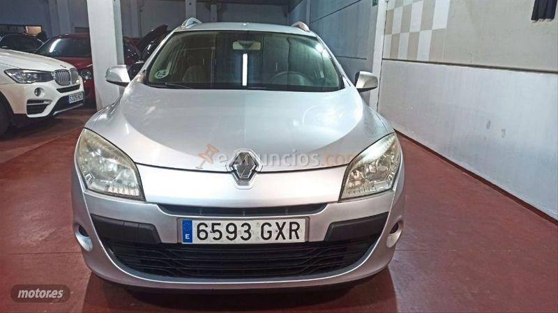 Renault Megane Sport Tourer Dynamique 1.9dCi 130cv de 2010 con 180.000 Km por 5.250 EUR. en Madrid