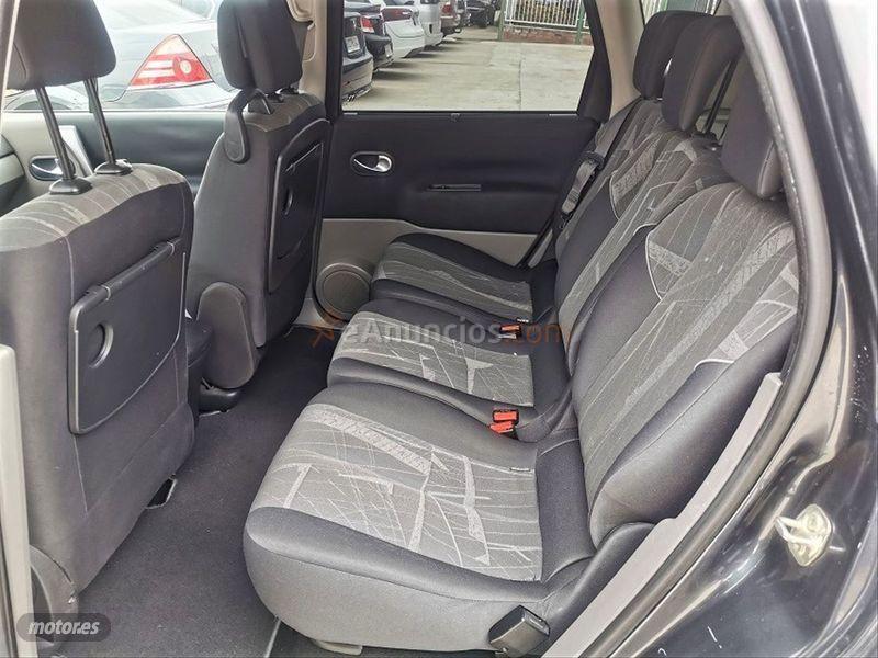 Renault Scenic Dynamique 1.9dCi EU4 de 2006 con 240.000 Km por 4.500 EUR. en Palencia