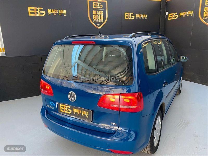 Volkswagen Touran 1.6 TDI 105cv Advance de 2011 con 189.000 Km por 10.990 EUR. en Madrid